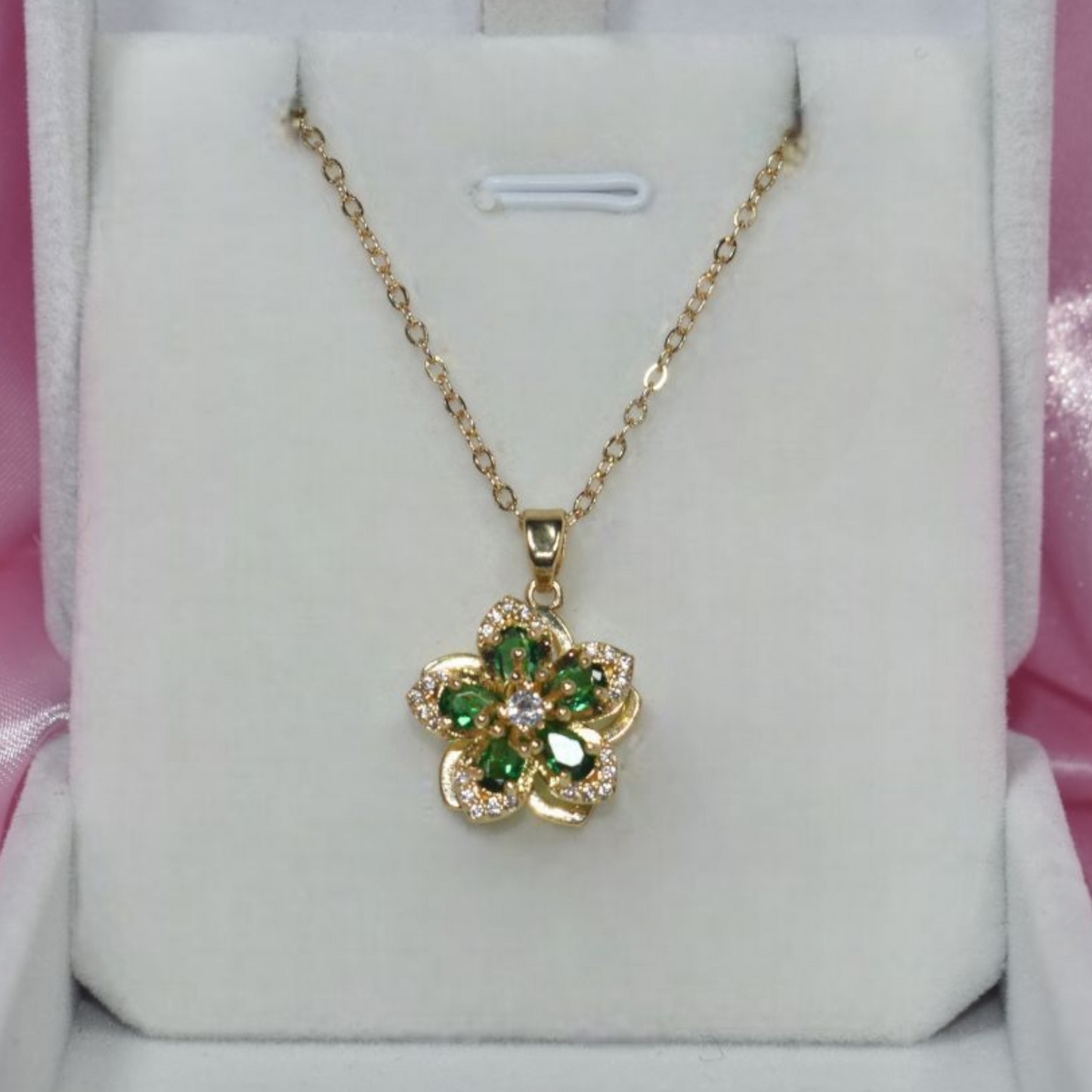 Collar Flor Giratoria Mulán – Belleza que florece contigo🌸