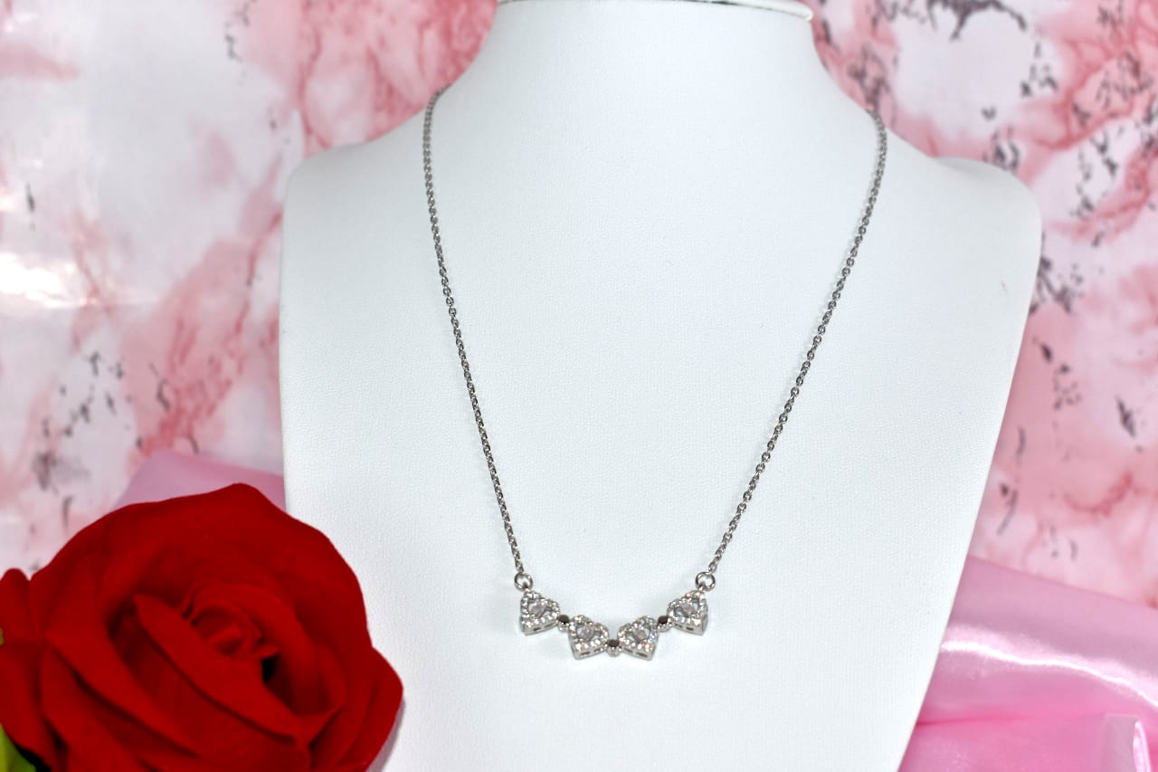 Collar Trébol Mágico – Donde la suerte se convierte en amor🍀