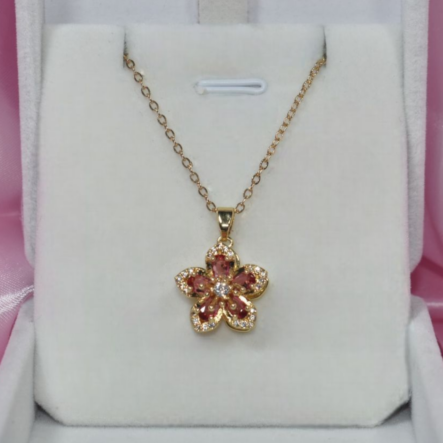 Collar Flor Giratoria Mulán – Belleza que florece contigo🌸